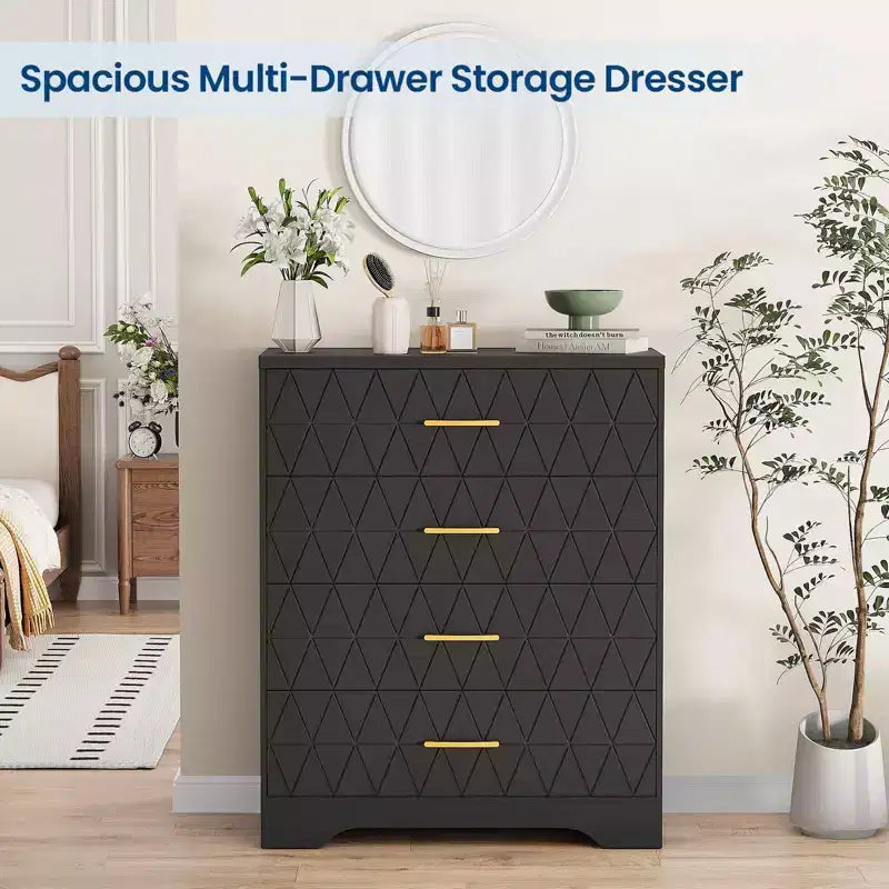 Commode haute moderne de 31,5 pouces avec 5 tiroirs coulissants et des poignées en métal doré ; convient aux dressings, aux entrées ou aux couloirs