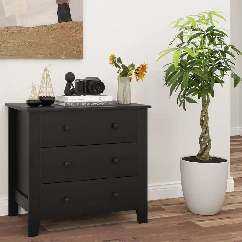 Meuble décoratif à 3 tiroirs – Doté de poignées pratiques et de glissières fluides.