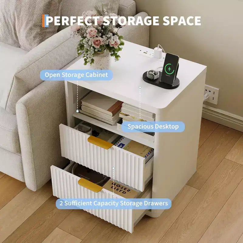 Table de chevet à rayures verticales avec fonction de chargement, idéale pour les chambres et les salons