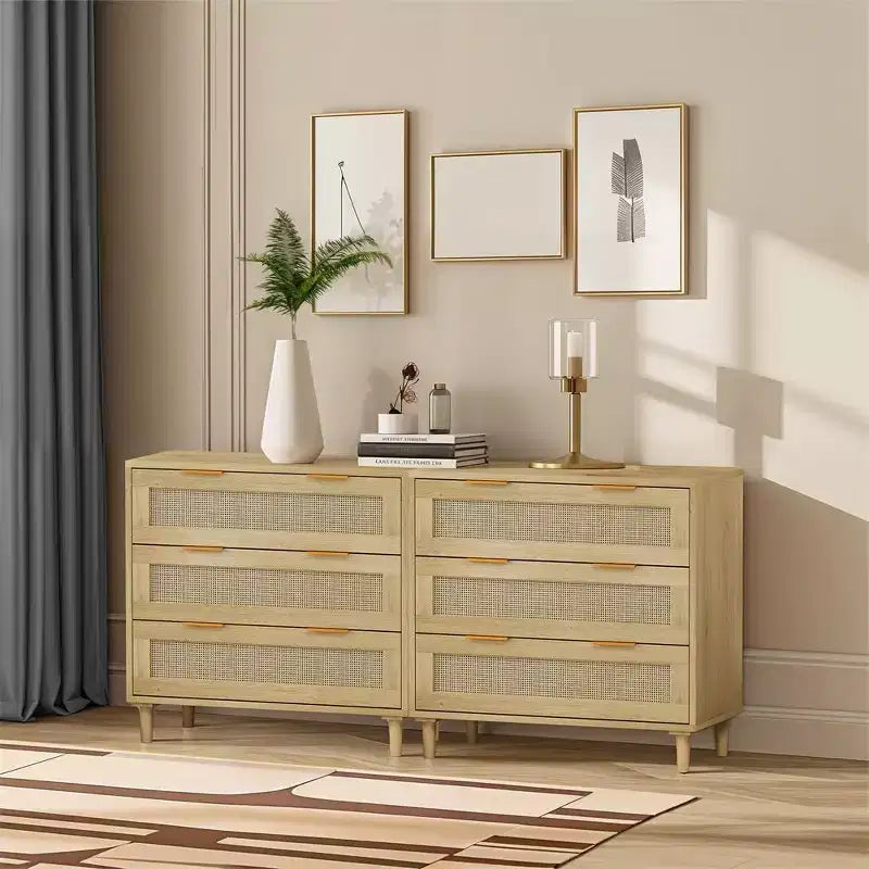Commode en rotin de style trois étages, idéale pour le rangement et l'organisation dans les chambres et les salons