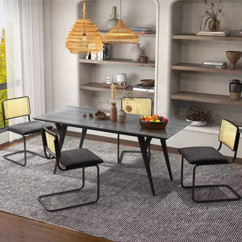 Chaise de salle à manger capitonnée en rotin (avec dossier en rotin et piètement en métal)